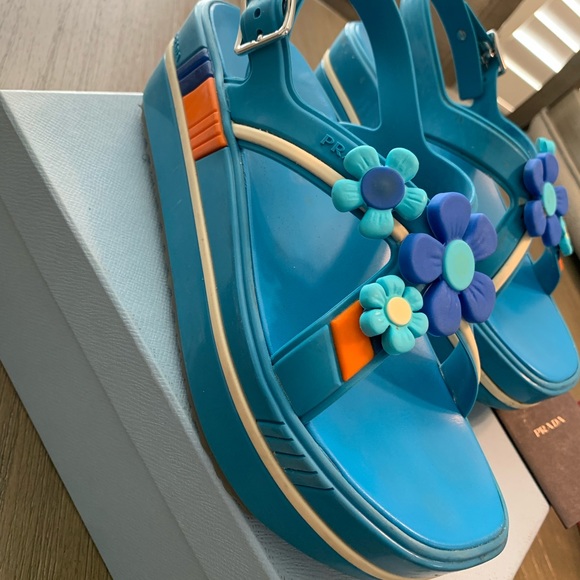 Woman’s Platform Prada Sandals - Picture 2 of 2